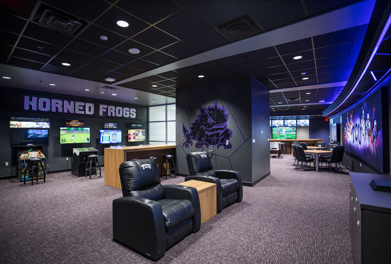 TCU_Lounge01