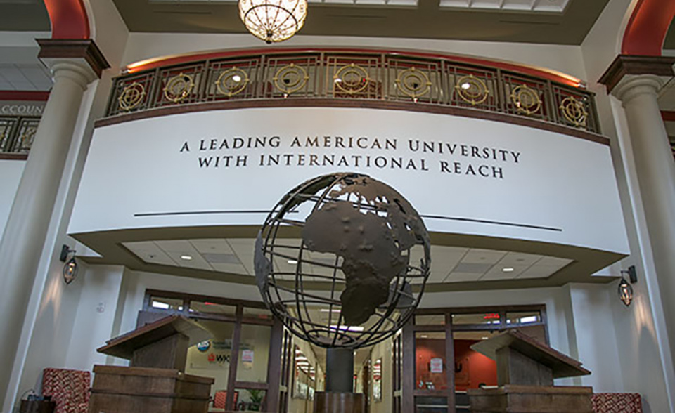 Western Kentucky University, Honors College and International Center