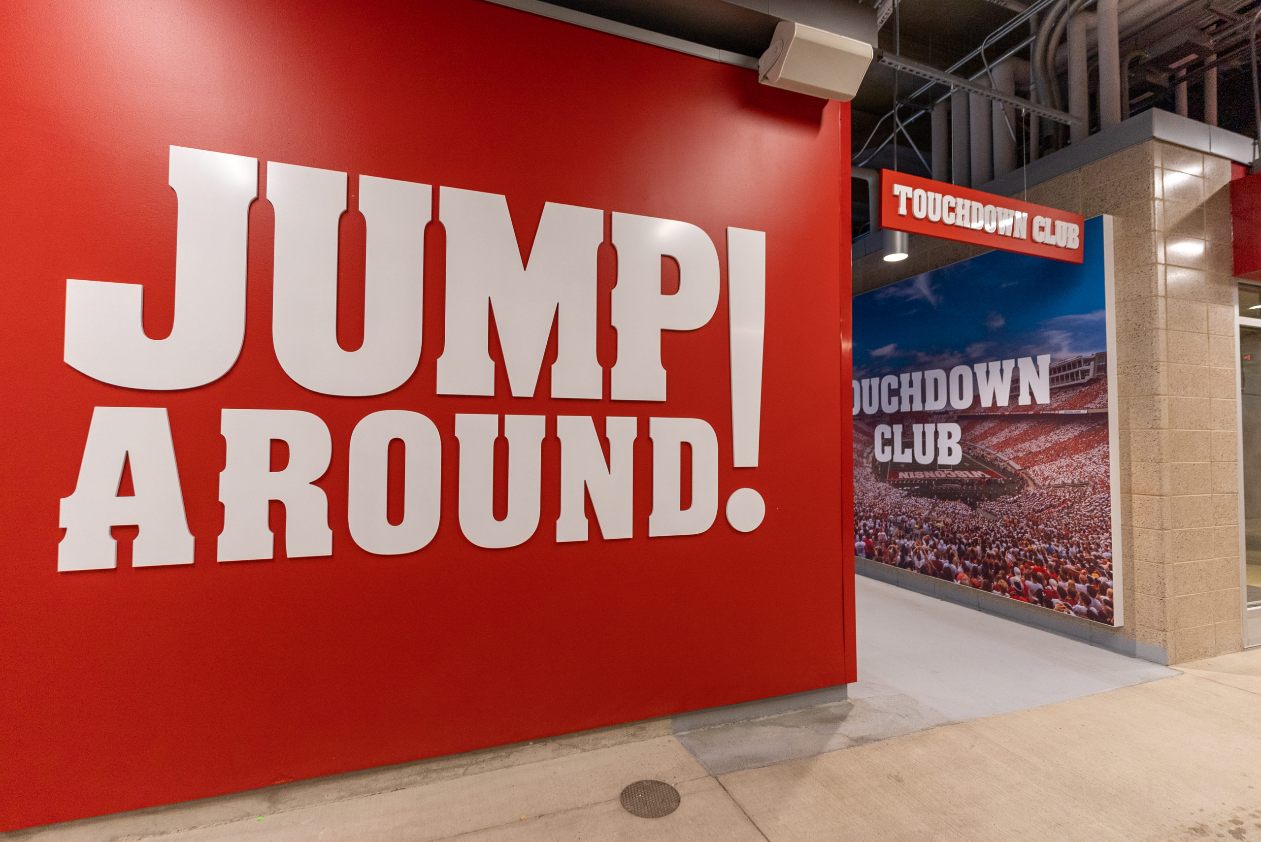 Jump Around Wall Feature in Touchdown Club