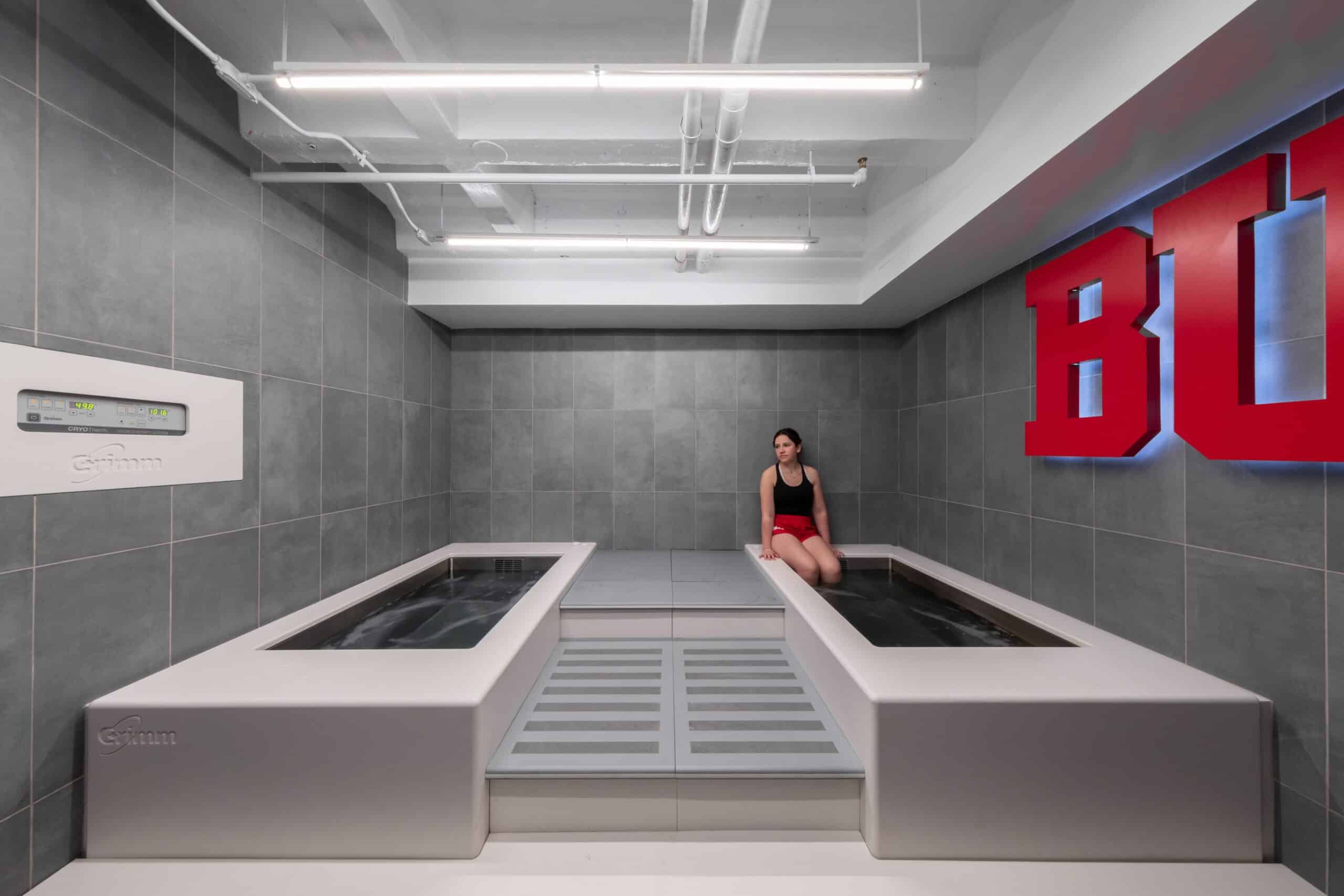Boston University Women's Hockey Hydrotherapy Room