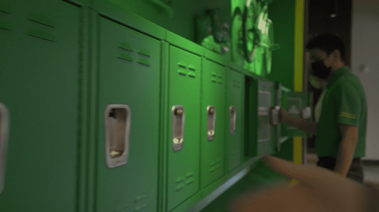 Oregon Welcome Center Lockers-high